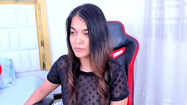 MadelineJackson online show from 15, 12, 2024