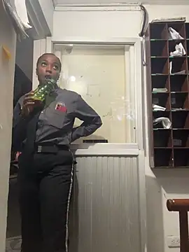 CiaraEbony online show from 21, 4, 2026