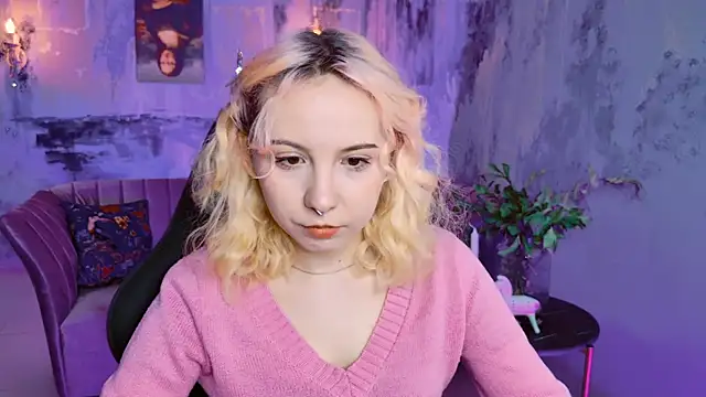 JasmineMilko online show from 6, 3, 2025