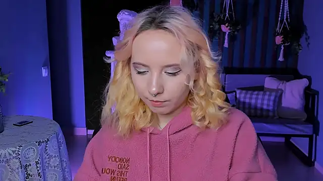 JasmineMilko online show from 23, 3, 2025