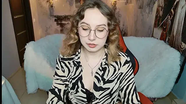 JasmineMilko online show from 19, 3, 2026