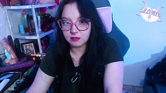 LiloMoon69 online show from 28, 1, 2025