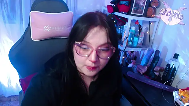 LiloMoon69 online show from 31, 1, 2025