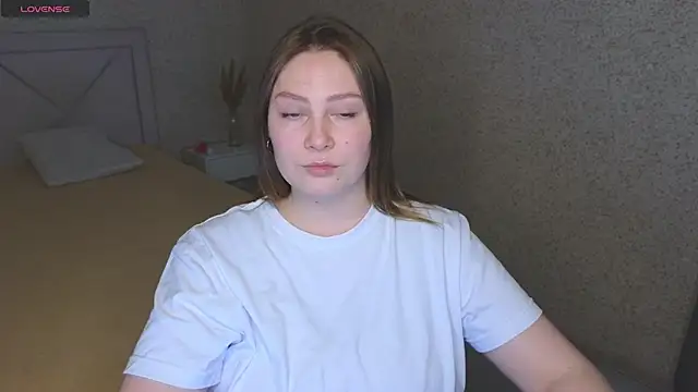 Catherine River online show from 1, 3, 2025