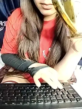 Snapshot of sexylaya2 chatting on 1, 5, 2026 sexylaya2 online show from 1, 5, 2026