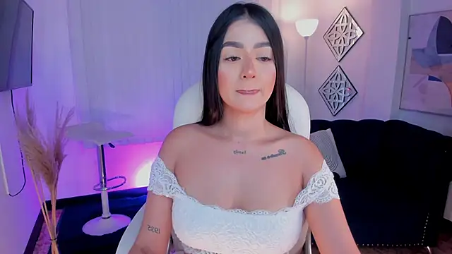 amelie jhons online show from 15, 1, 2025