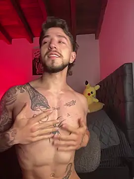 Valentino Xander online show from 12, 3, 2025