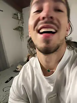 Valentino Xander online show from 13, 2, 2026