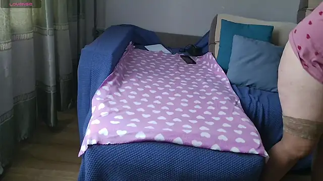 MilaaMilaa online show from 27, 2, 2025