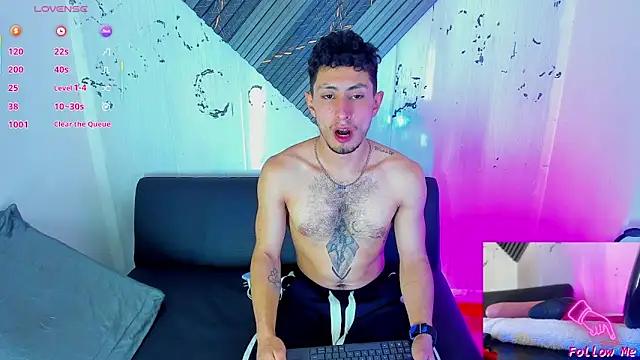 Piggy Eddy online show from 23, 11, 2025