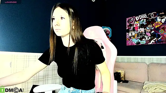 Snapshot of Nicole_Charm chatting on 28, 11, 2025 Nicole Charm online show from 28, 11, 2025