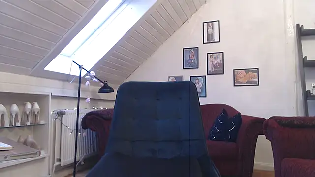 Snapshot of GinaBlonde chatting on 29, 1, 2025 GinaBlonde online show from 29, 1, 2025