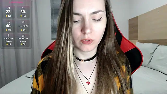 Naughty Annn online show from 18, 12, 2025