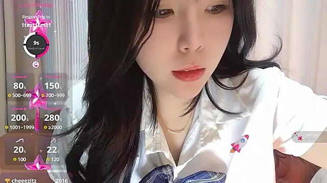 NickiBloom online show from 26, 1, 2025