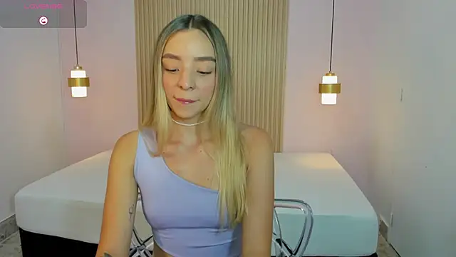 Snapshot of AliceRoss0 chatting on 30, 5, 2026 AliceRoss0 online show from 30, 5, 2026