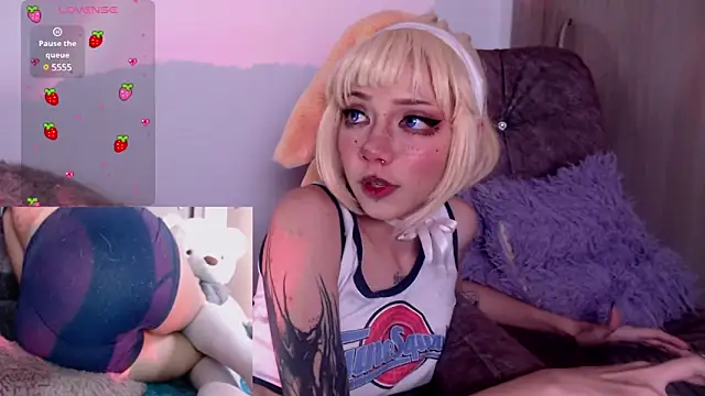 Alicedangerrr online show from 7, 3, 2025