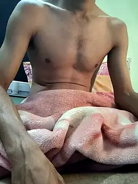 Snapshot of king_boy chatting on 30, 12, 2024 king boy online show from 30, 12, 2024