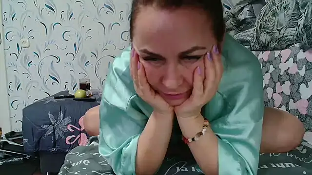 Vika  online show from 15, 2, 2025