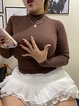 Snapshot of Shirato_hana chatting on 22, 2, 2025 Shirato hana online show from 22, 2, 2025