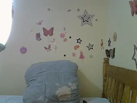 Pretty tiffany online show from 19, 3, 2025