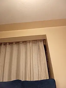 Pretty tiffany online show from 18, 12, 2025