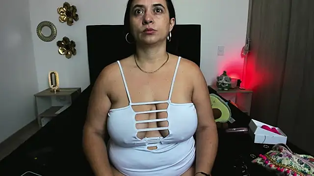TatianaMonteross online show from 21, 6, 2026