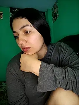 Nahiara velez online show from 4, 6, 2026