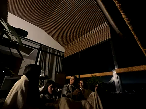 Candy sexyy online show from 16, 12, 2025