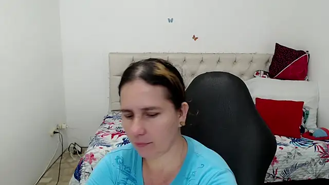 victoria jones online show from 20, 4, 2026