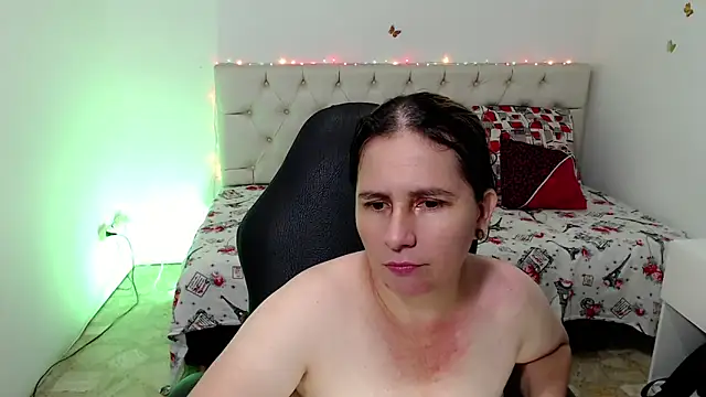 victoria jones online show from 23, 4, 2026