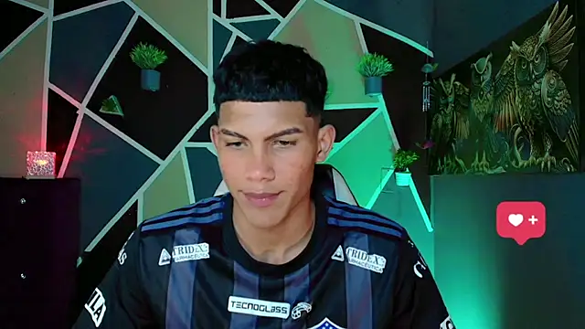 Damian latinxxx online show from 21, 2, 2025