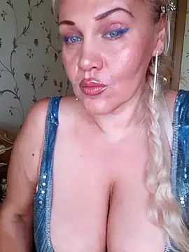 IsabellaBoni online show from 19, 9, 2025