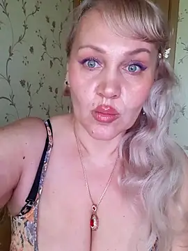 IsabellaBoni online show from 2, 6, 2026