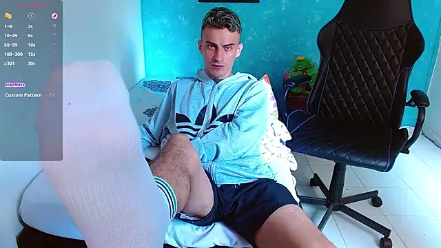 bray hotboy777 online show from 5, 12, 2024