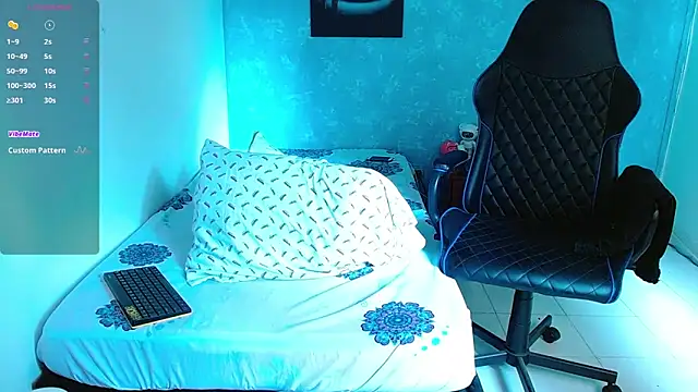 bray hotboy777 online show from 8, 12, 2024