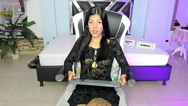 EroticAzir online show from 22, 11, 2025