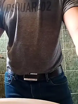 Snapshot of franko1987 chatting on 27, 1, 2025 franko1987 online show from 27, 1, 2025