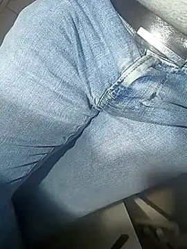 Snapshot of franko1987 chatting on 22, 2, 2025 franko1987 online show from 22, 2, 2025