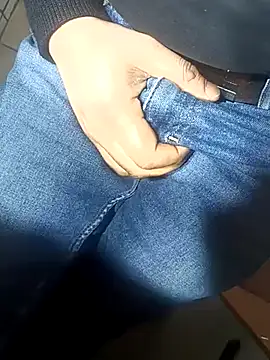 Snapshot of franko1987 chatting on 7, 3, 2025 franko1987 online show from 7, 3, 2025