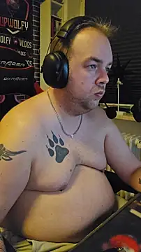 Snapshot of PupW0lfy chatting on 20, 12, 2025 PupW0lfy online show from 20, 12, 2025