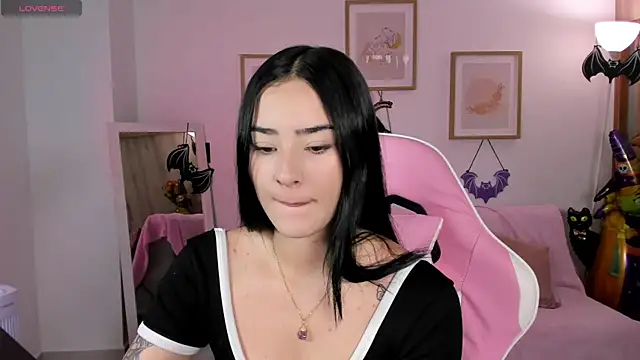 Veronica isaza   online show from 5, 10, 2025