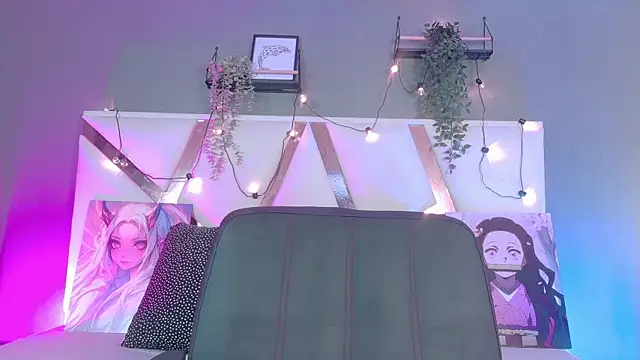 AmbarHills 1 online show from 19, 12, 2025