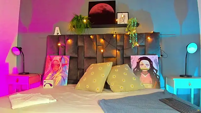 AmbarHills 1 online show from 27, 4, 2026