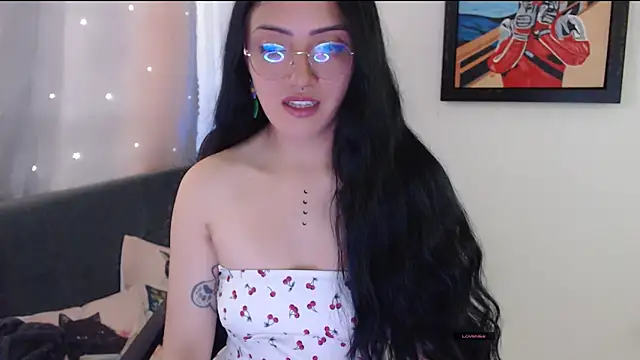 Suzanne abbey online show from 28, 4, 2026