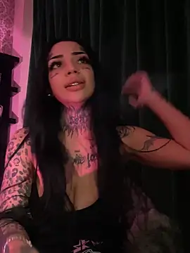 Snapshot of CreamyInkky_ chatting on 3, 12, 2024 CreamyInkky online show from 3, 12, 2024