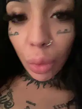 Snapshot of CreamyInkky_ chatting on 6, 1, 2025 CreamyInkky online show from 6, 1, 2025