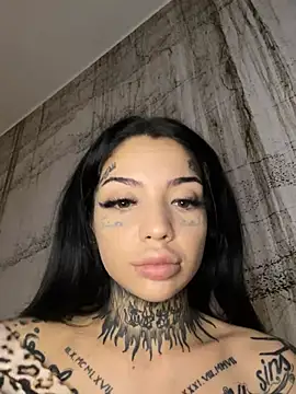 Snapshot of CreamyInkky_ chatting on 25, 1, 2025 CreamyInkky online show from 25, 1, 2025