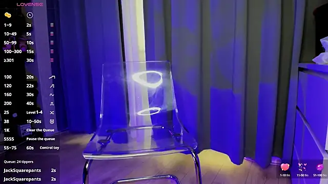 Snapshot of CreamyInkky_ chatting on 15, 9, 2025 CreamyInkky online show from 15, 9, 2025