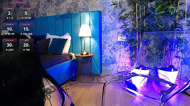 CreamyInkky  online show from 19, 2, 2026