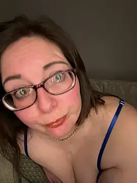 Ailsa Bliss online show from 8, 3, 2025